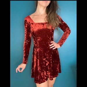 90’s crushed velvet fall dress